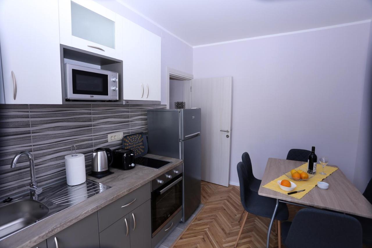 Tamaris Apartmani Herceg Novi Dış mekan fotoğraf